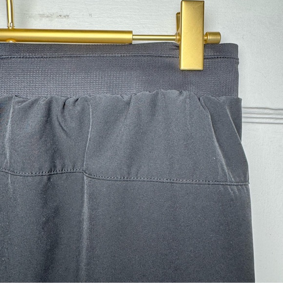 Fabletics Black The Fundamental Short II 7 Inch Inseam Athletic Gym 4X - Picture 12 of 15